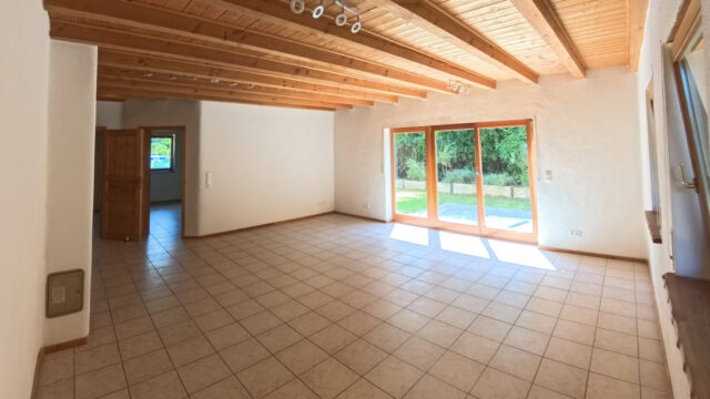 Living-Dining3